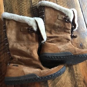 CUSHE leather boots cabin fever sz 9 brown
